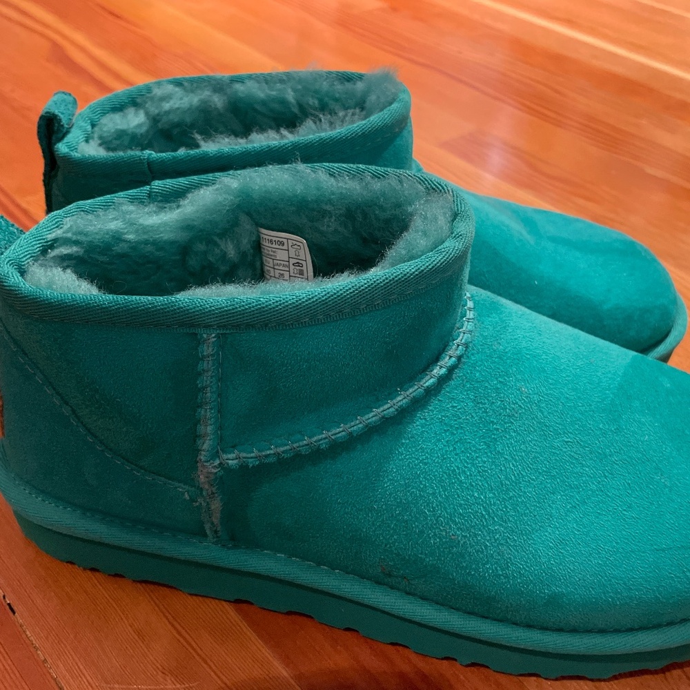 GREEN UGGS ultra mini BOOT